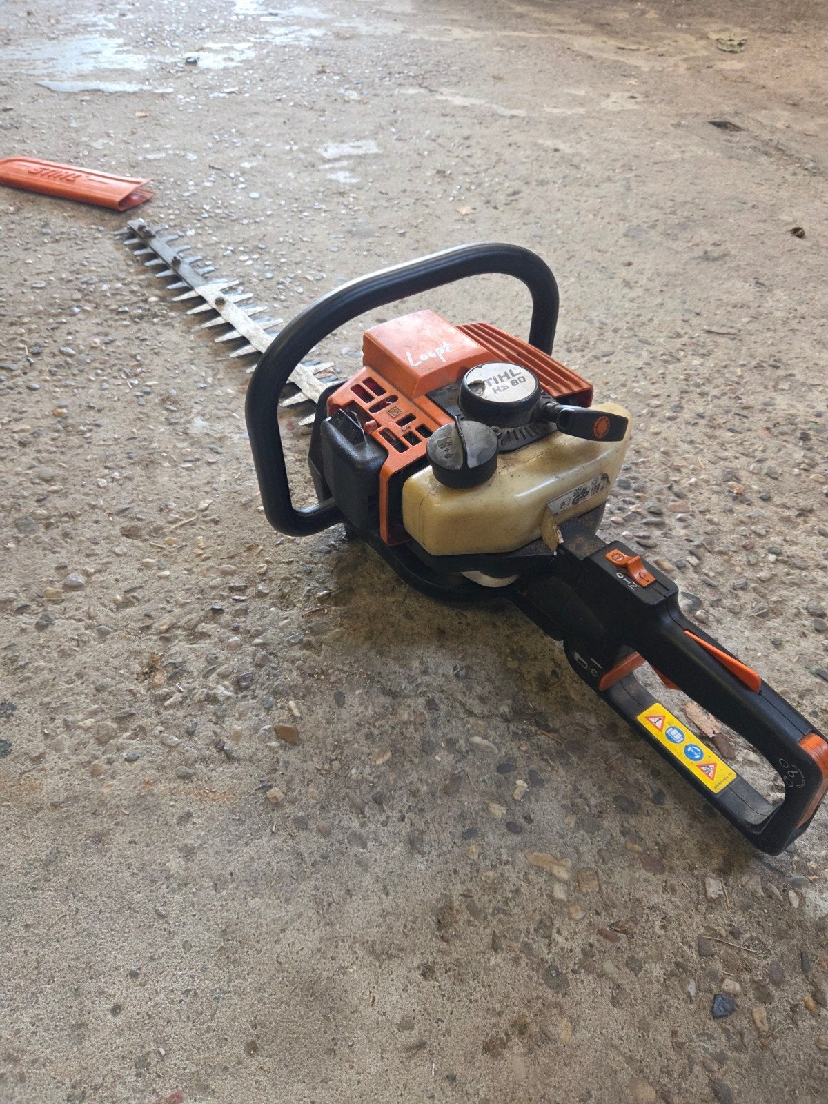 Stihl HS 80 heggenschaar, Tuin en Terras, Heggenscharen, Ophalen, Zo goed als nieuw, Benzine, Stihl