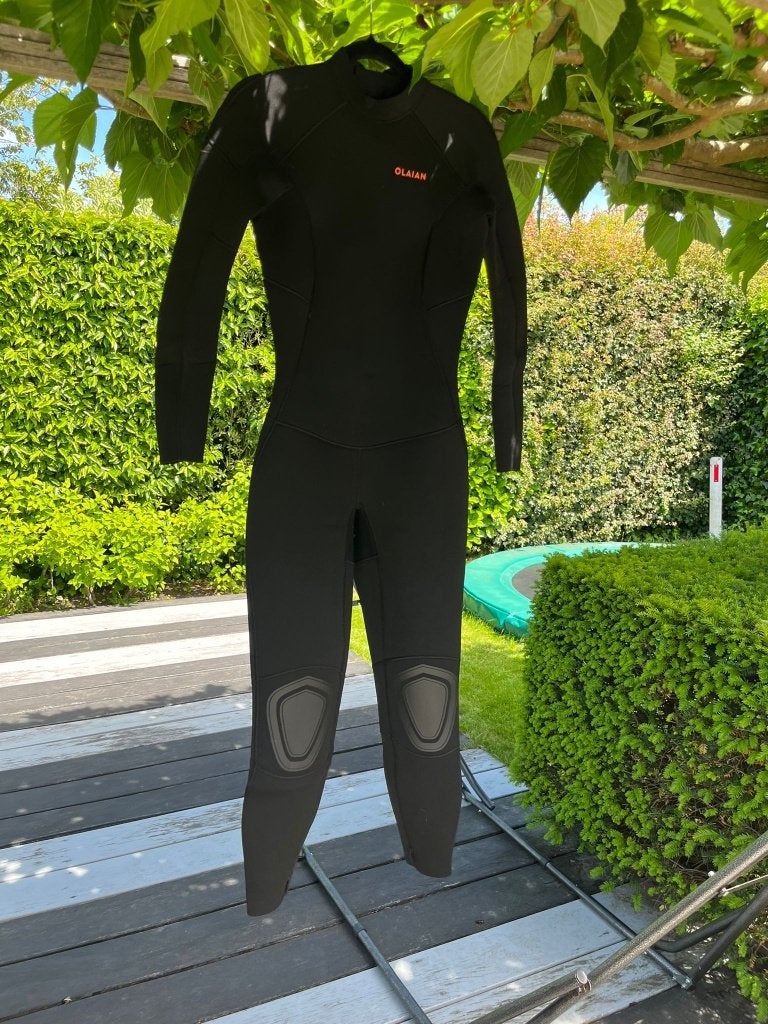 Surfwetsuit 100 dames neopreen 4/3 mm rugrits zwart, Watersport en Boten, Ophalen of Verzenden, Zo goed als nieuw, Dame, Wetsuit