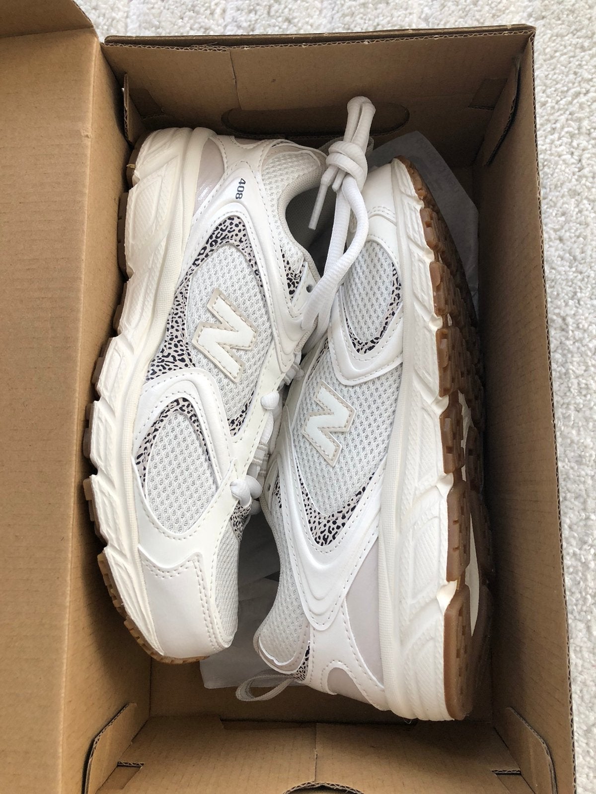 Nieuwe sneakers van New Balance Model 408 Maat 37, Verzenden, Beige, Nieuw, Sneakers of Gympen