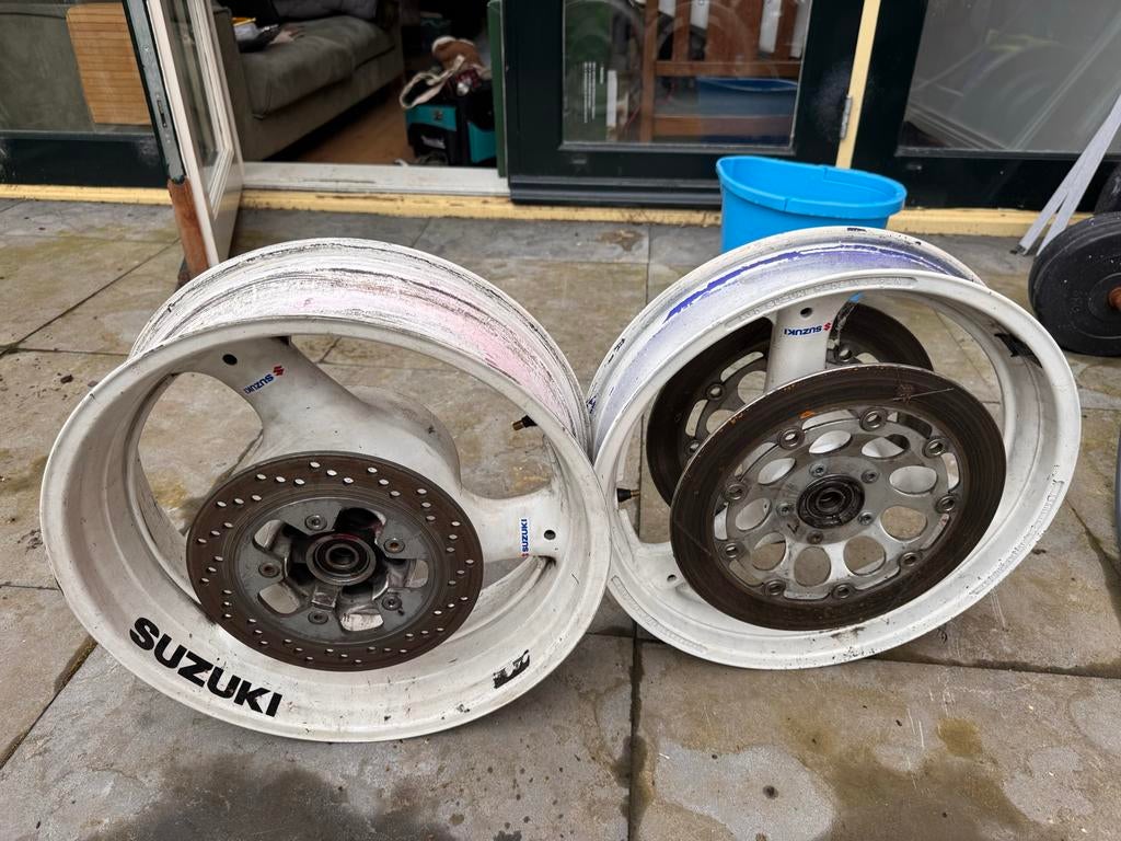 Suzuki GSXR750 GR7AB Velgen met Remschijven (1988-1991), Ophalen, Gebruikt