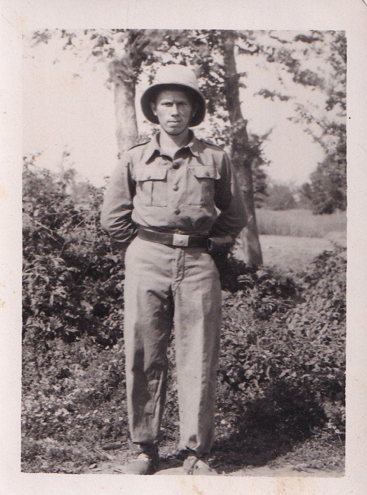 Originele WOII Duitse Soldaat Tropenoutfit& Tropenhelm, Verzamelen, Gebruikt, Verzenden, Foto, Voor 1940
