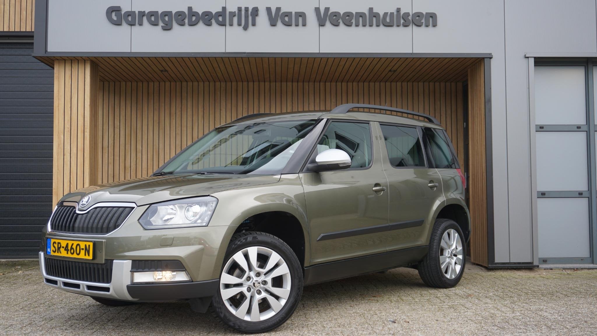 Skoda Yeti 1.2 TSI 105pk DSG Outdoor Outdoor & Elegance Lede, Auto's, Euro 5, Stof, Gebruikt, 680 kg