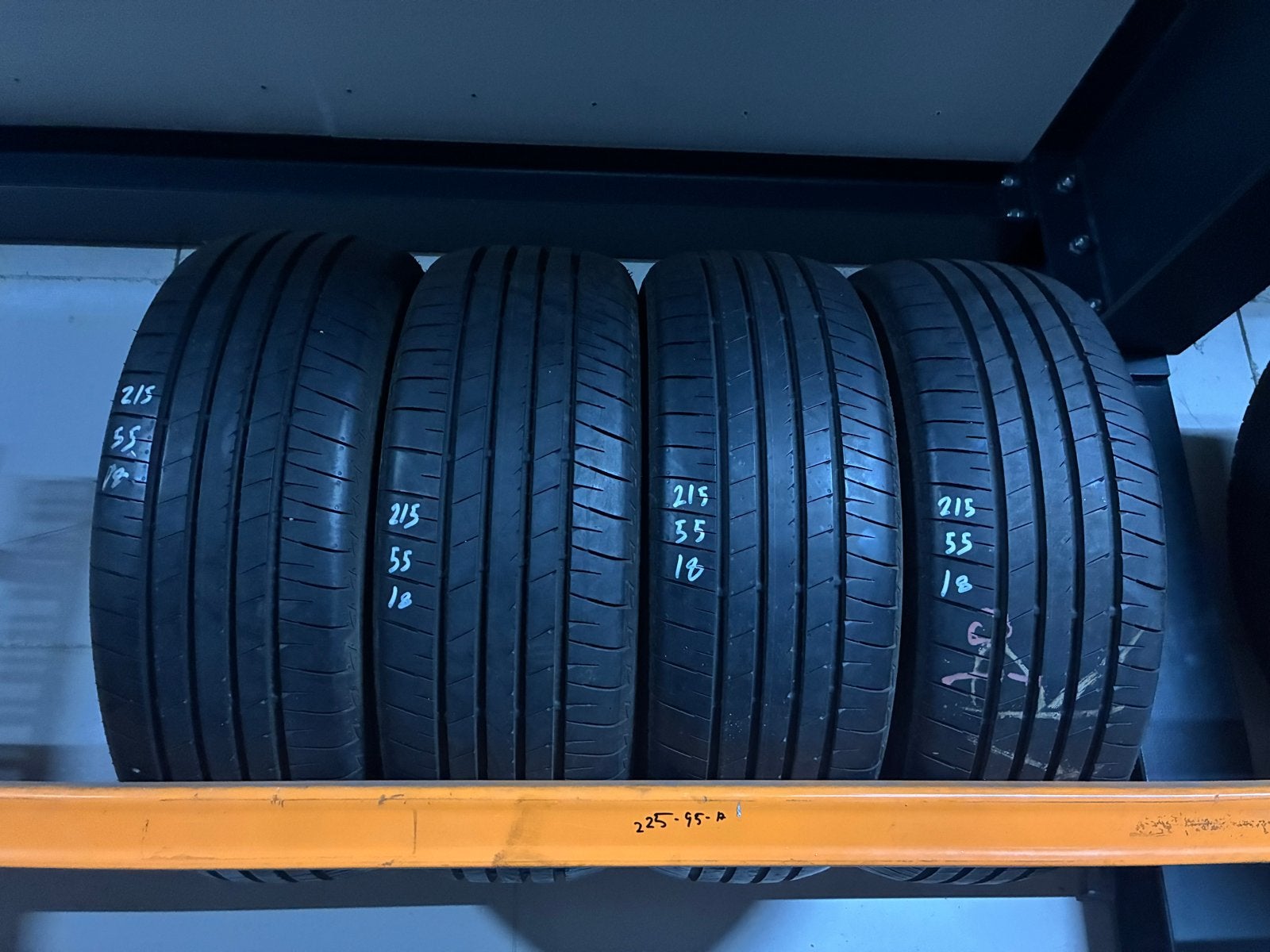 4x 215-55-18 Demo banden Bridgestone Turanza T005A 215/55R18, Ophalen, 18 inch, Band(en), Personenwagen