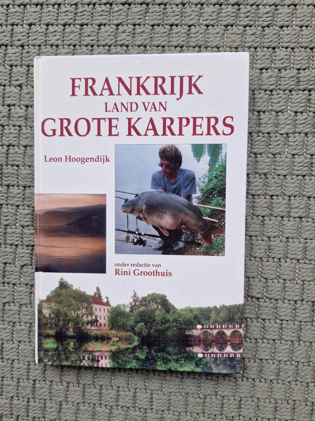Te koop karperboek Frankrijk land van grote karpers., Ophalen of Verzenden, Zo goed als nieuw, Overige typen