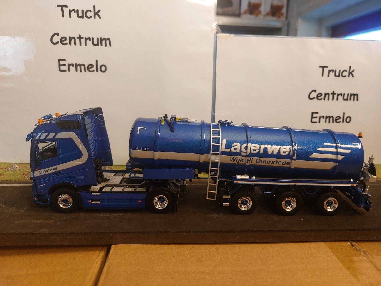 Lagerweij wijk bij Duurstede volvo fh5 met mest tank
Verzend, Ophalen of Verzenden, Nieuw, Bus of Vrachtwagen, Wsi