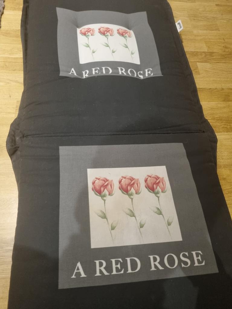 Groot ligbed kussen met rozenprint, Tuin en Terras, Ligbedden, Gebruikt, Ophalen of Verzenden