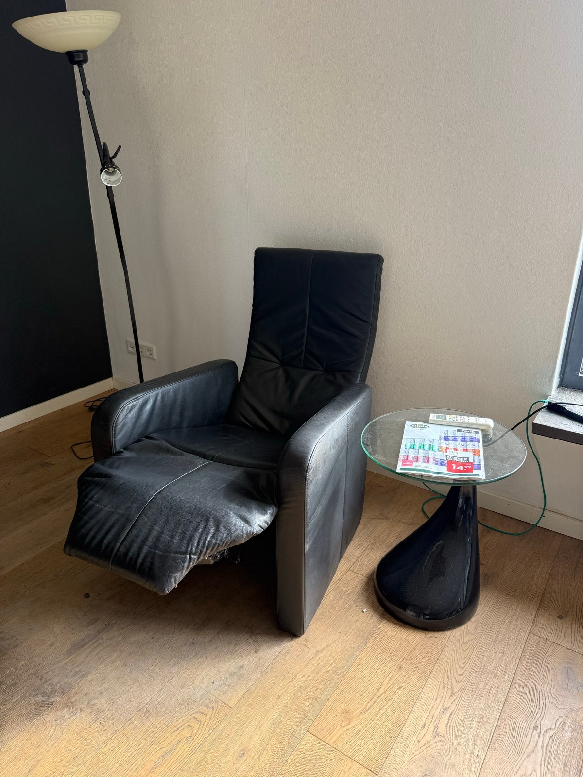 Zwarte leren relaxfauteuil - Comfortabel en verstelbaar, Ophalen, Gebruikt, Leer, 75 tot 100 cm