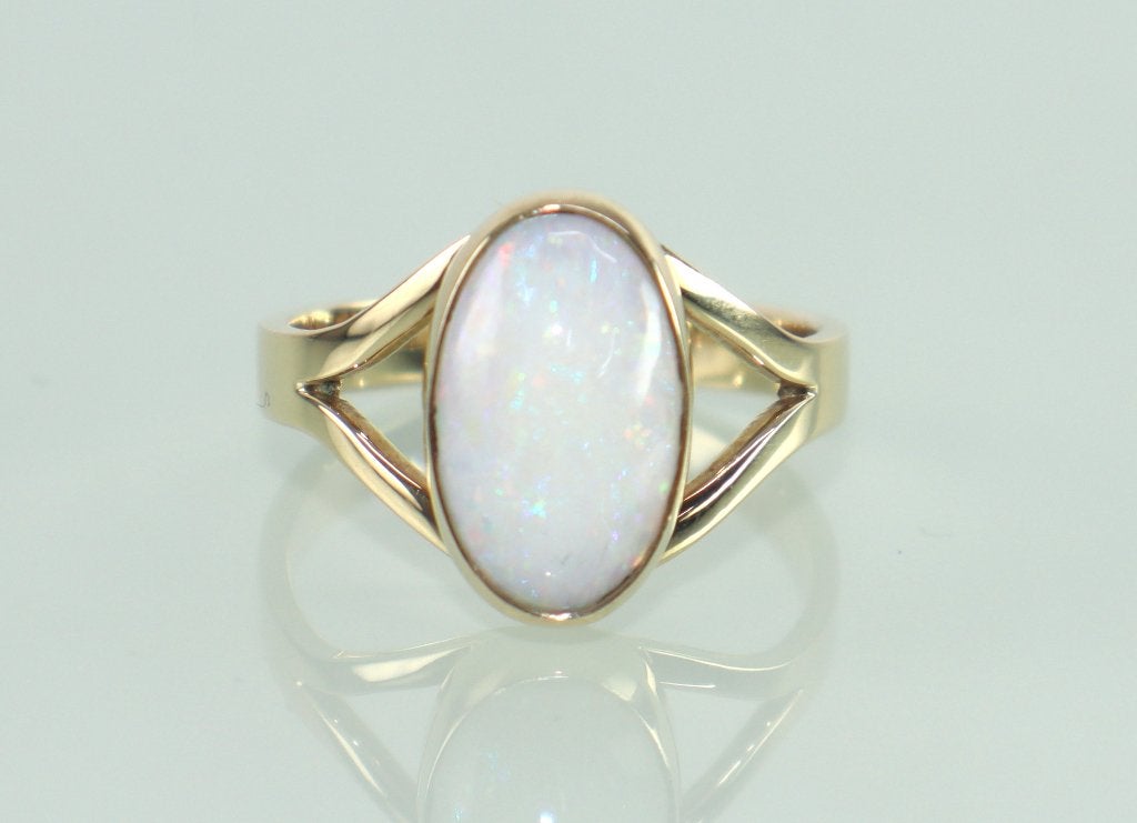 Vintage gouden ring met opaal, Sieraden, Tassen en Uiterlijk, Ophalen of Verzenden, Goud, Ring, Met edelsteen