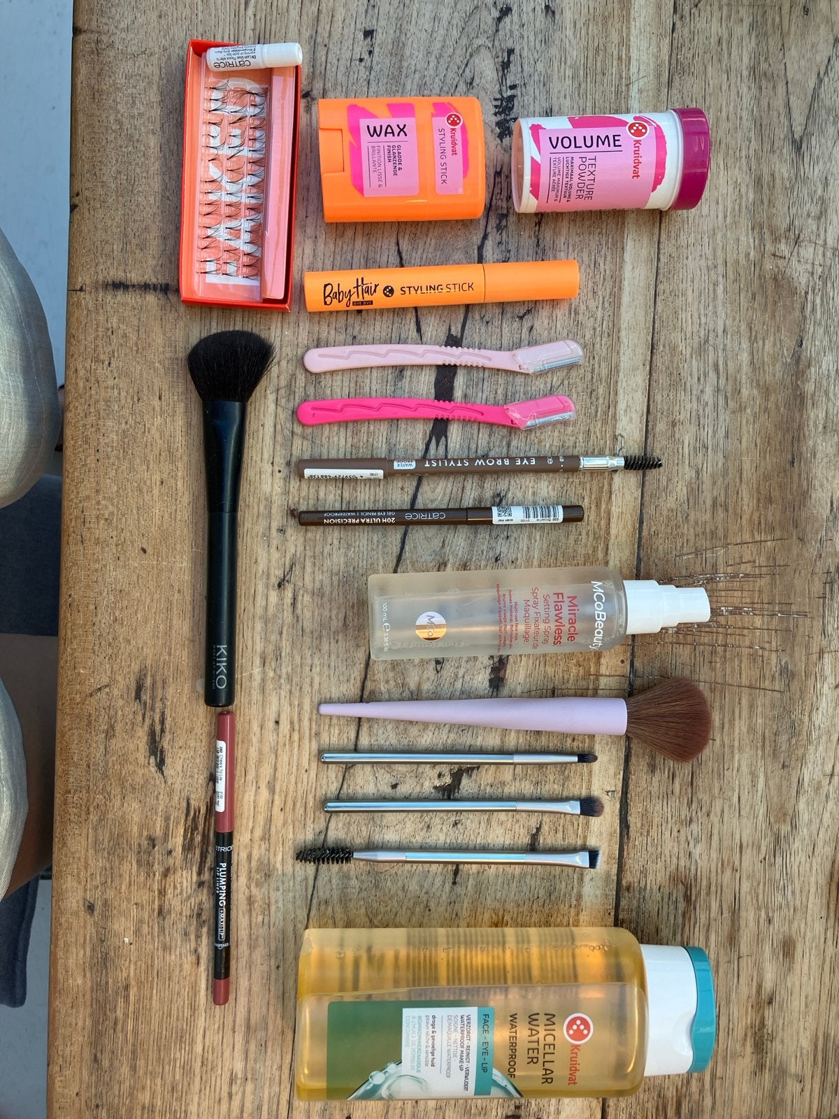 Make-up en haarproducten - Eenmalig gebruikt voor bruiloft