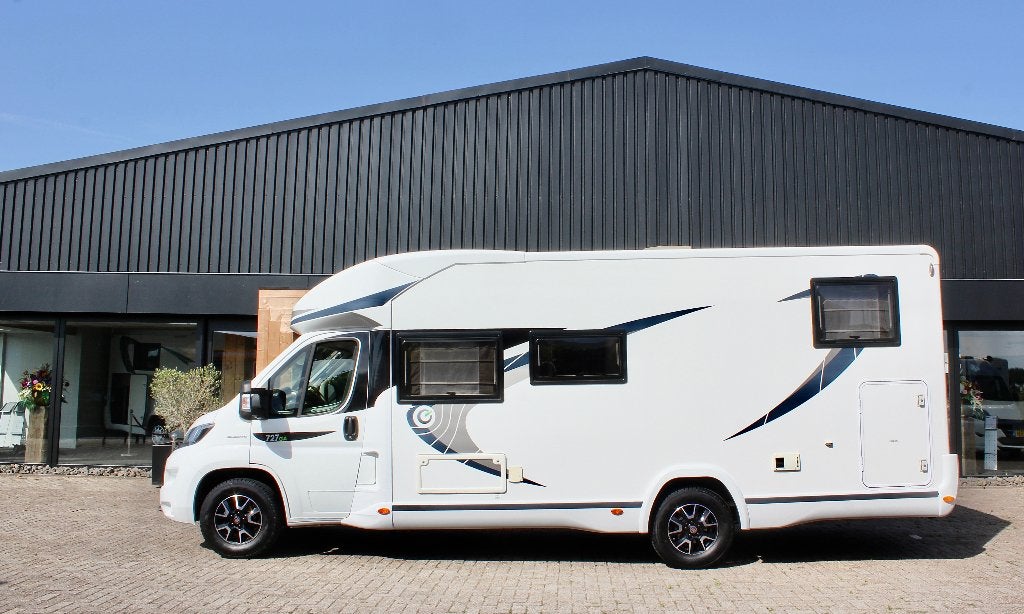 Chausson Welcome 727GA (Lengtebedden+ Hefbed, Nieuwstaat!!!), Ringverwarming, Fiat, 7 tot 8 meter, L-zit