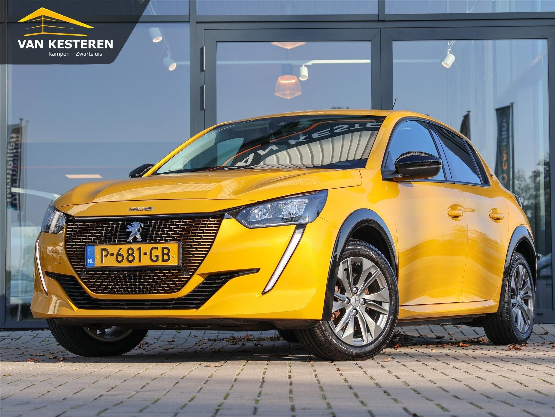 PEUGEOT e-208 EV 50kWh 136pk Allure | Stoelverw. | LED | LMV