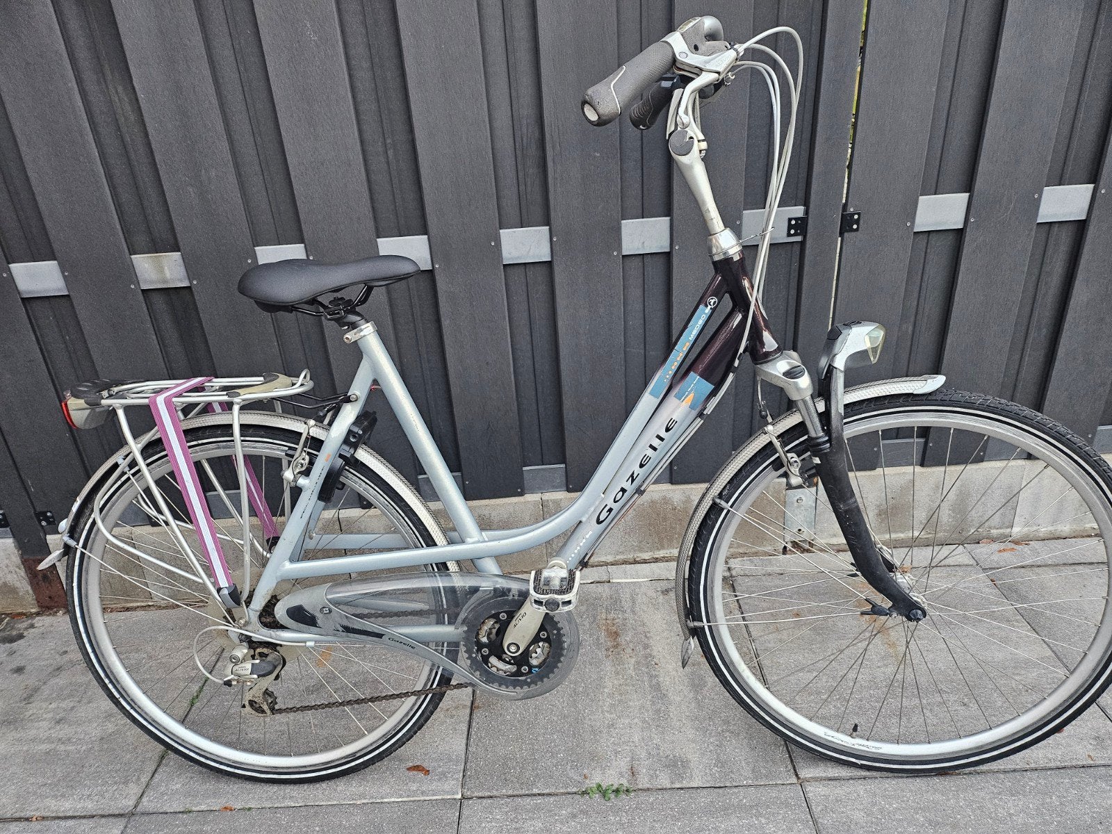 gazelle 28 inch, Fietsen en Brommers, Minder dan 10 versnellingen, Zo goed als nieuw, Gazelle, 56 cm of meer