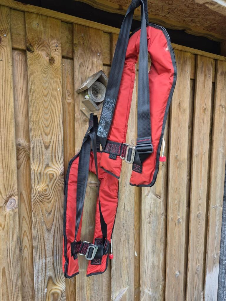 Zwemvest, Watersport en Boten, Watersportkleding, Ophalen, Zo goed als nieuw, Dame of Heer, Reddingsvest of Zwemvest