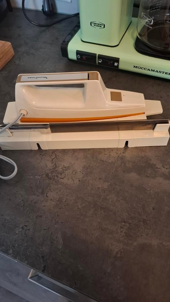 Vintage Moulinex Elektrisch mes met Houder, Ophalen of Verzenden, Zo goed als nieuw