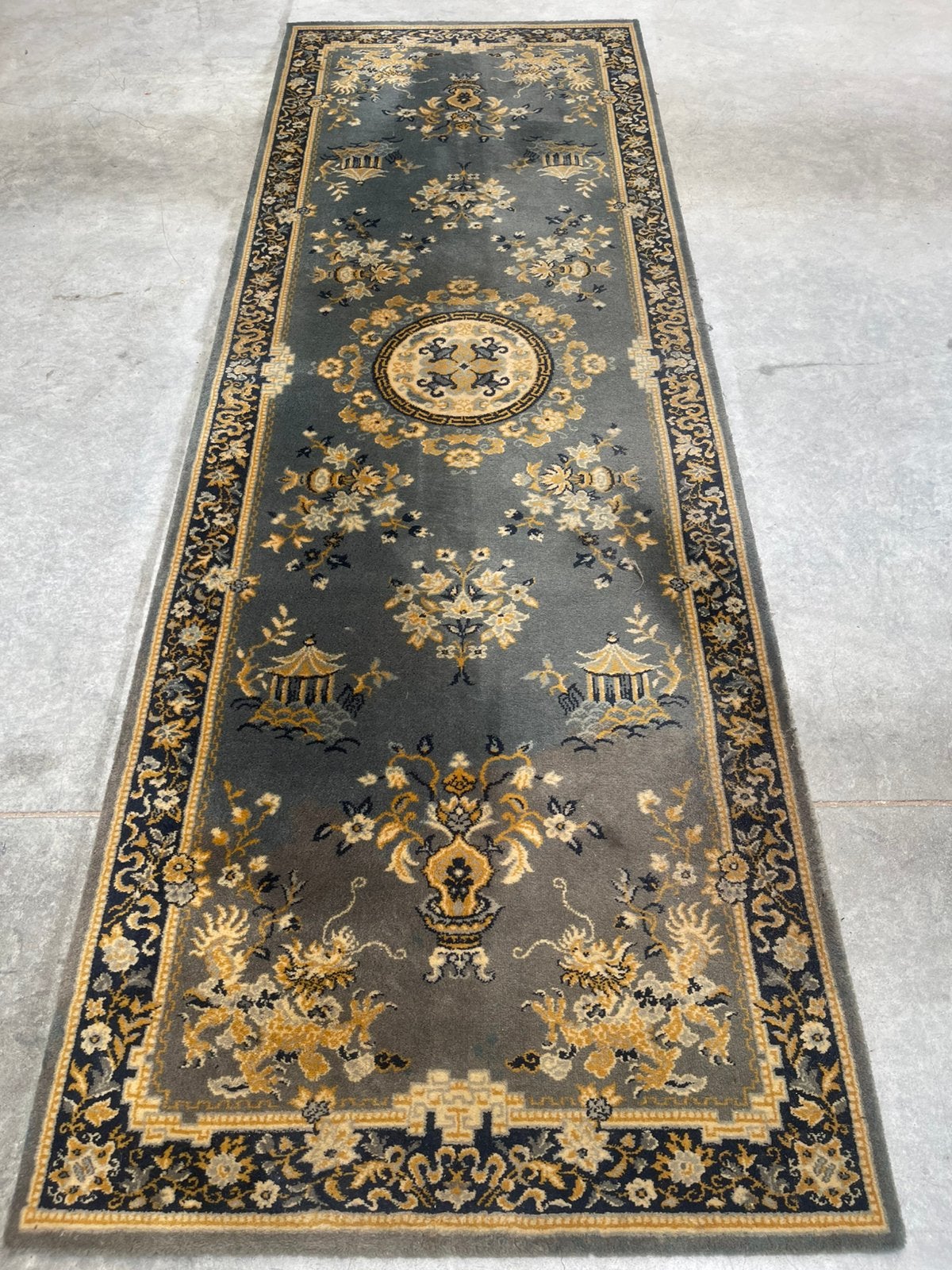 Vintage loper 85cm x 251cm  tapijt chinees china scheerwol, Huis en Inrichting, Stoffering | Tapijten en Kleden, Gebruikt, Vintage vloerkleed tapijt scheerwol oosterse chinees china wol