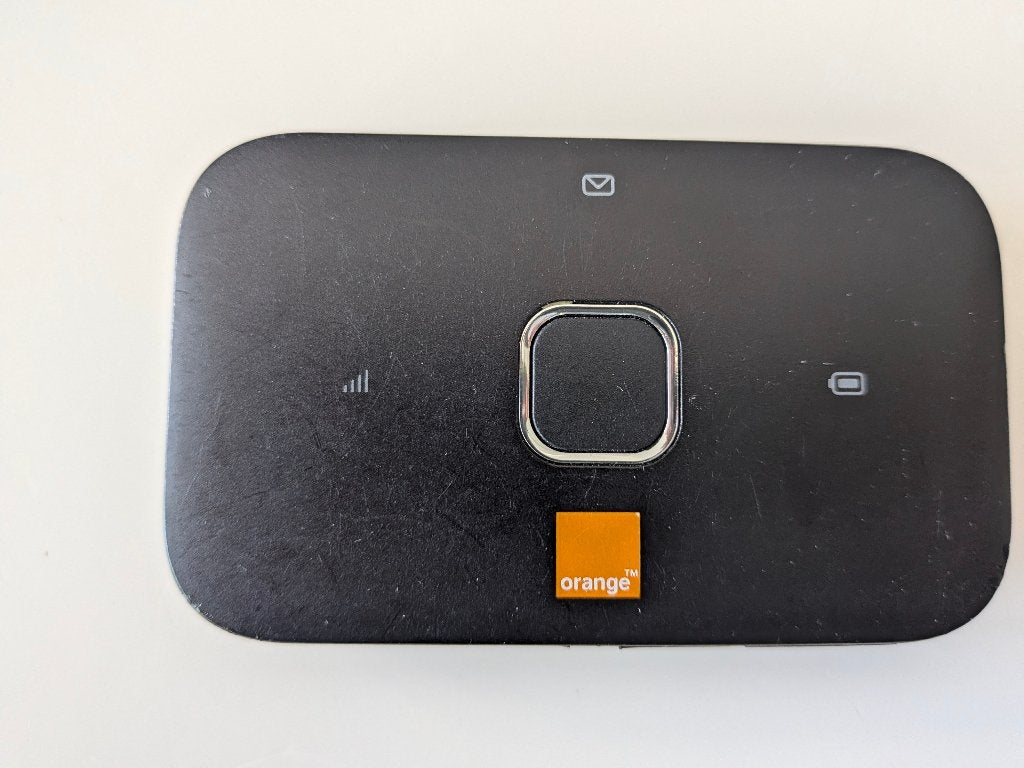 Huawei E5573B Mobiele WiFi Router (Orange), Ophalen of Verzenden, Gebruikt, Router, Huawei