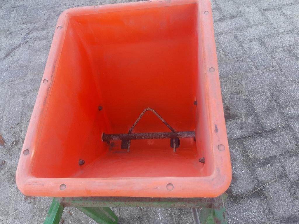 Bemesting kruiwagen, Ophalen, Kunstmest