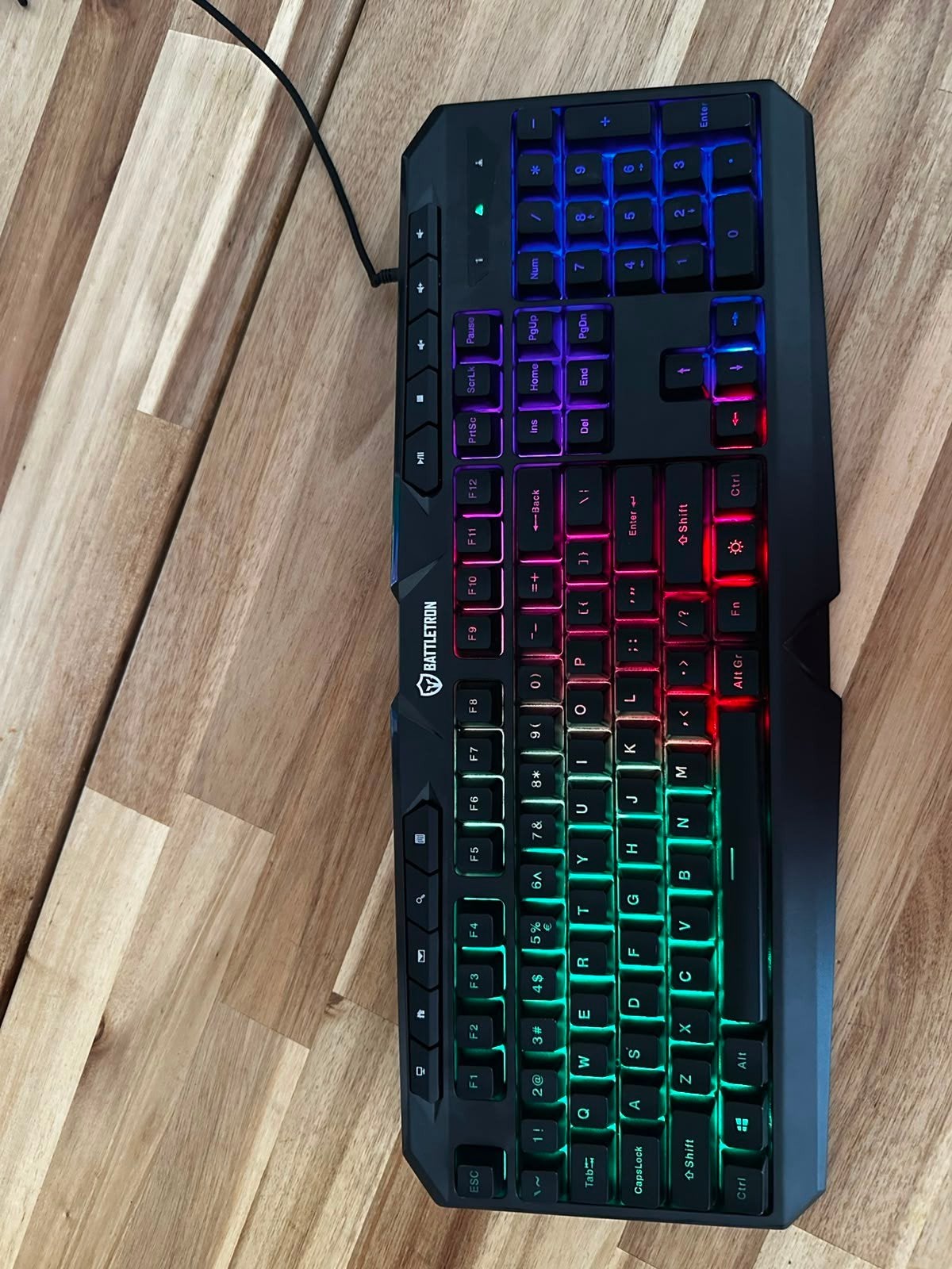 Battletron Gaming Toetsenbord, Battletron, Ophalen of Verzenden, Zo goed als nieuw, Qwerty