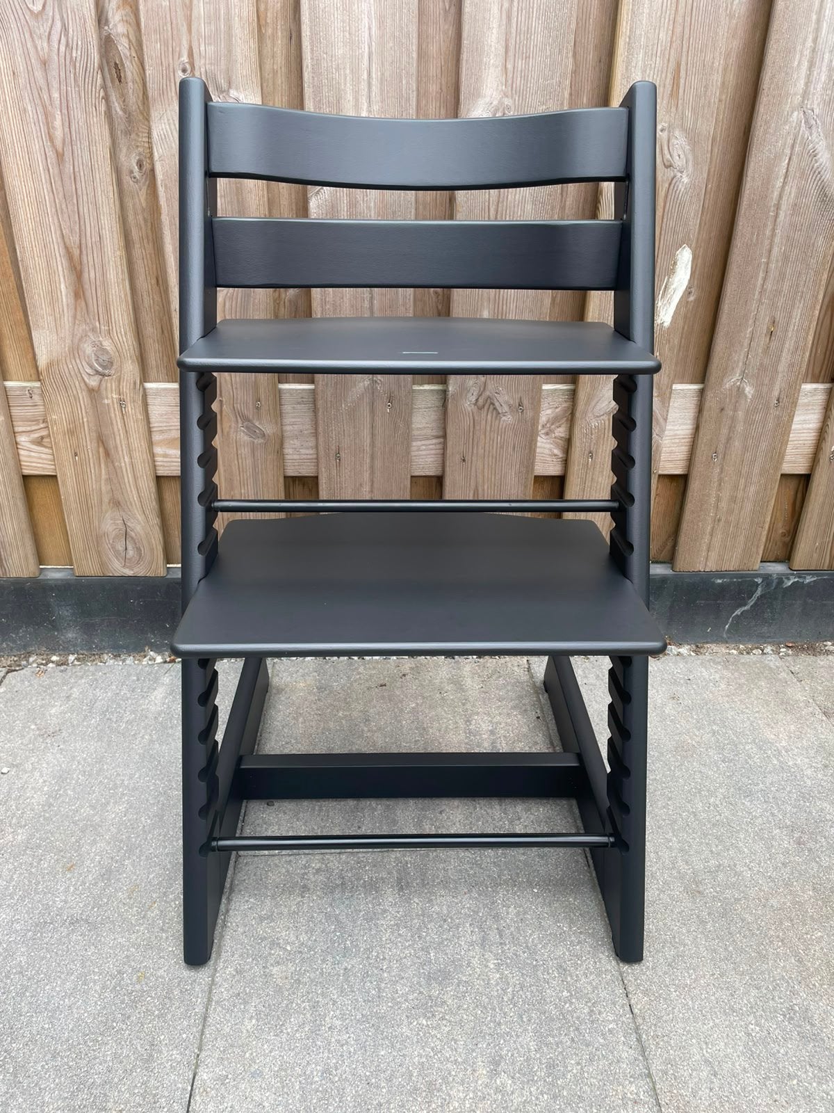 Stokke tripp trapp - mat zwart, Ophalen, Zo goed als nieuw, Meegroeistoel