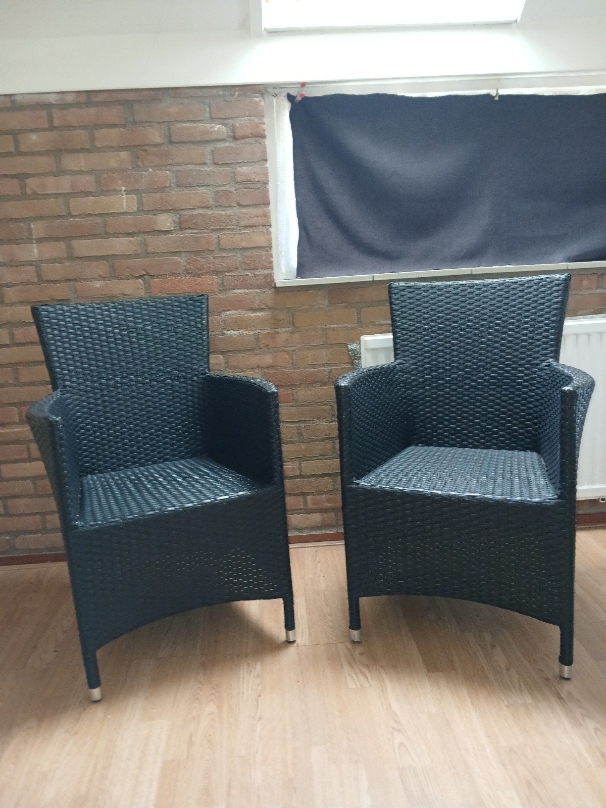 Twee zwarte gevlochten stoelen, Huis en Inrichting, Stoelen, Gebruikt, Twee, Zwart, Ophalen of Verzenden
