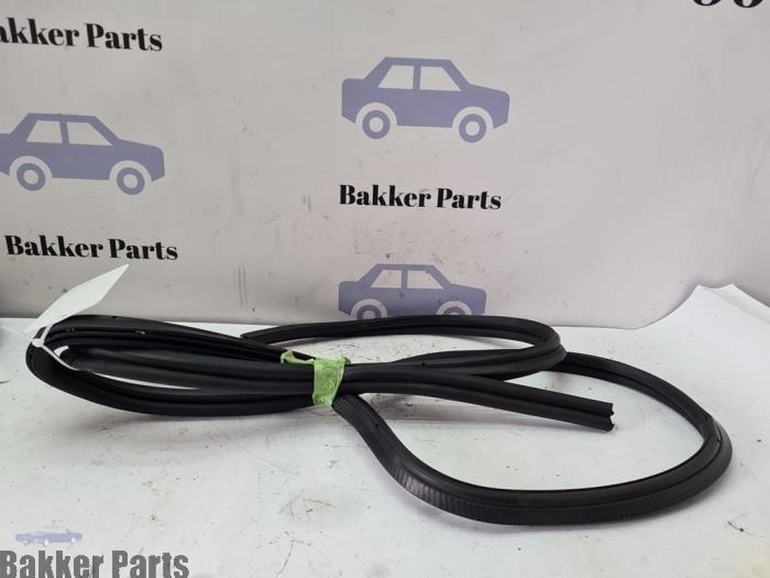Achterkleprubber van een BMW 3-Serie, Gebruikt, -, -, Ophalen of Verzenden