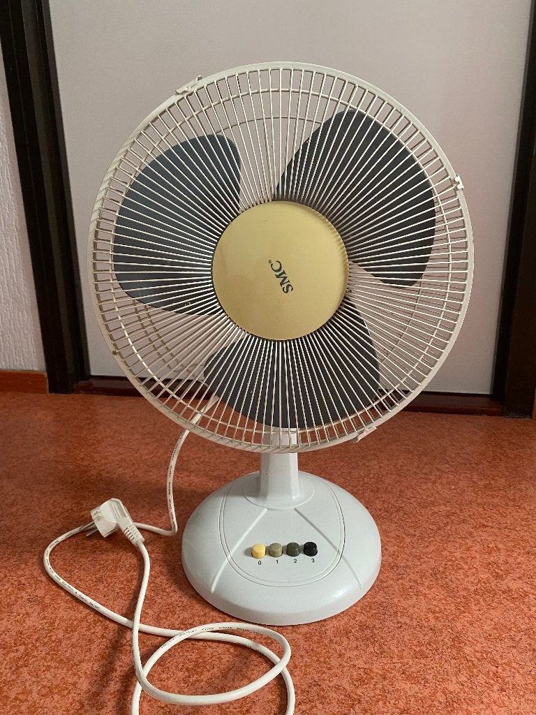 Ventilatot, 30cm doorsnee, 40W, Ophalen of Verzenden, Gebruikt, Tafelventilator