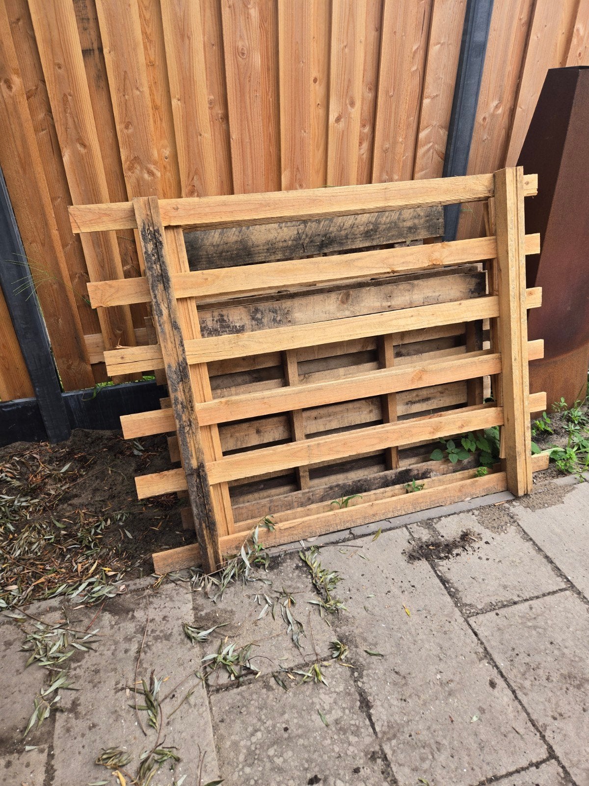 Gratis: 8 Gebruikte pallets - Ideaal voor diverse projecten, Gebruikt, Ophalen of Verzenden, 50 mm of meer, Pallet