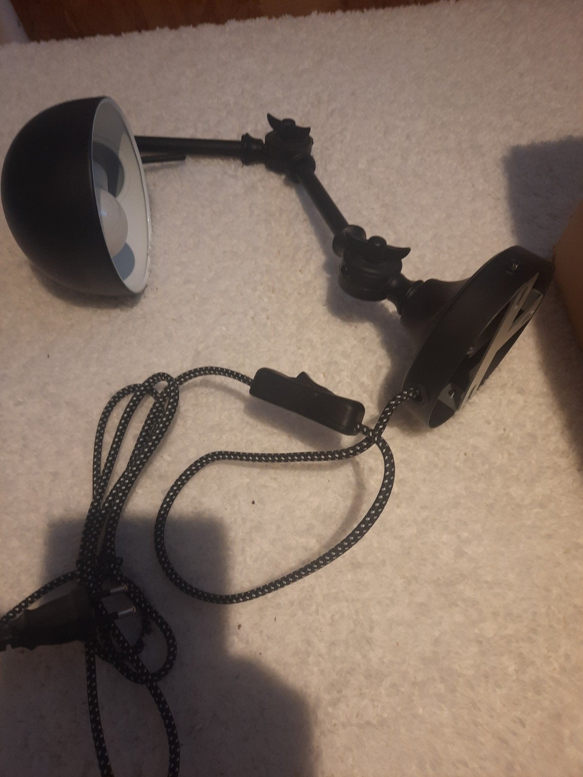 Zwarte verstelbare bureaulamp met schakelaar, Bureaulamp, Gebruikt, Met schakelaar, Zwart