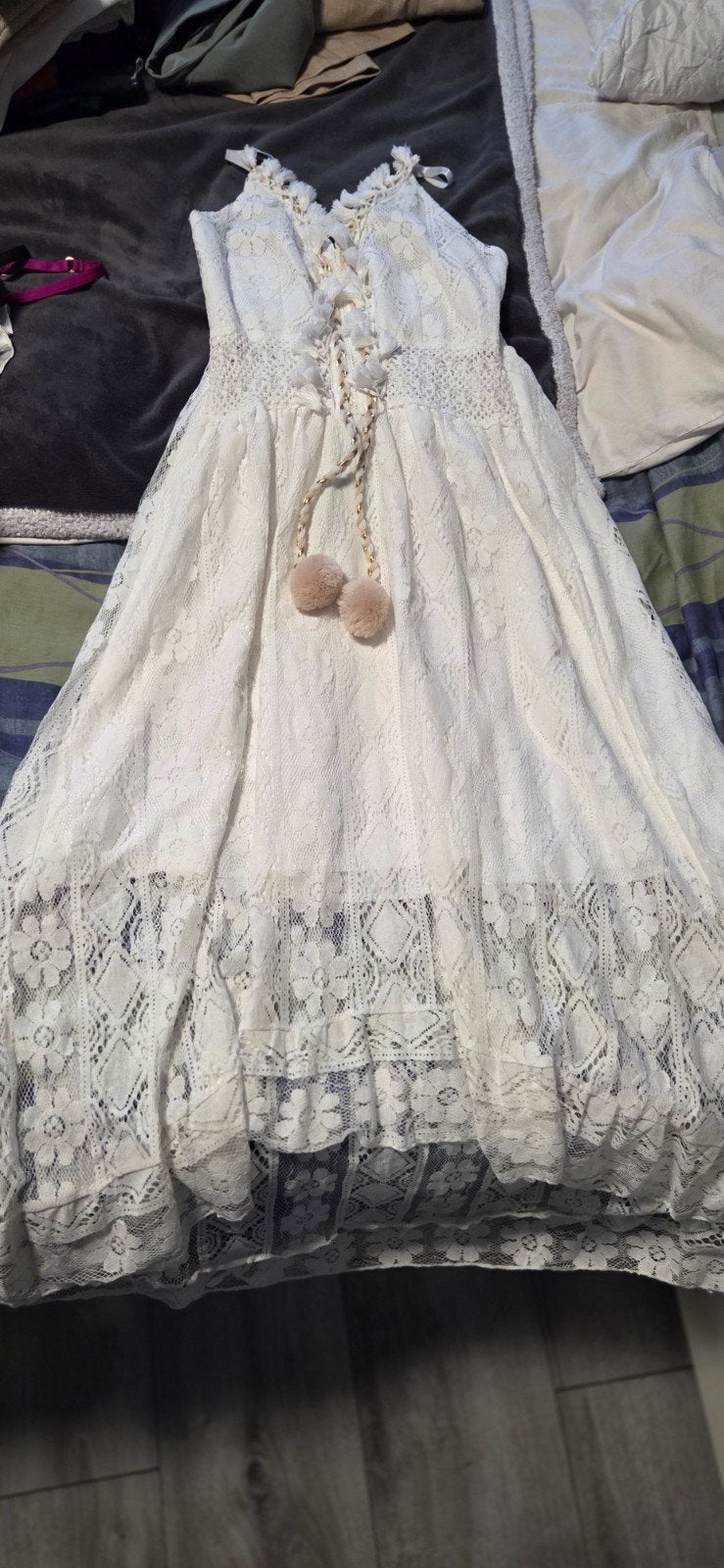 Witte kanten maxi jurk met pompons, maat M, Kleding | Dames, Maat 38/40 (M), Wit, Ophalen of Verzenden, Onder de knie