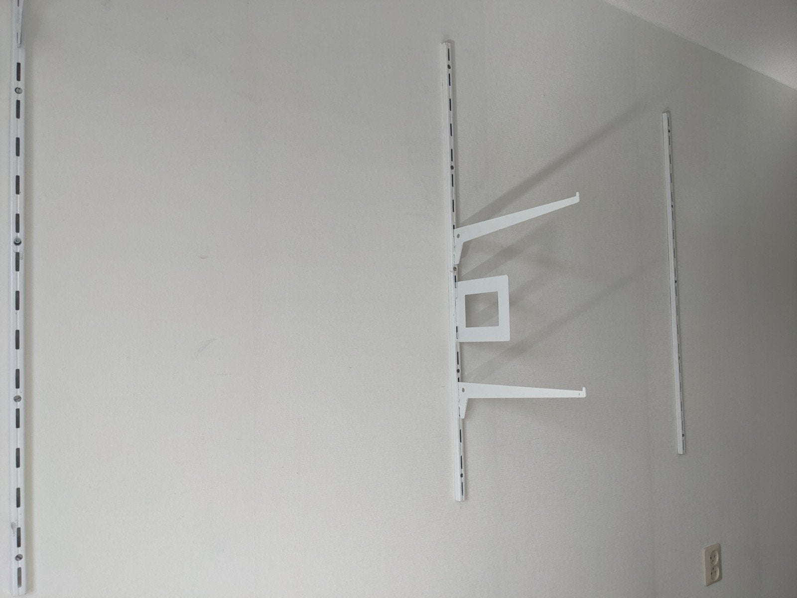 Wandrail, metalen montage strip, boekensteun, plank dragers, Ophalen, Gebruikt, Minder dan 50 mm