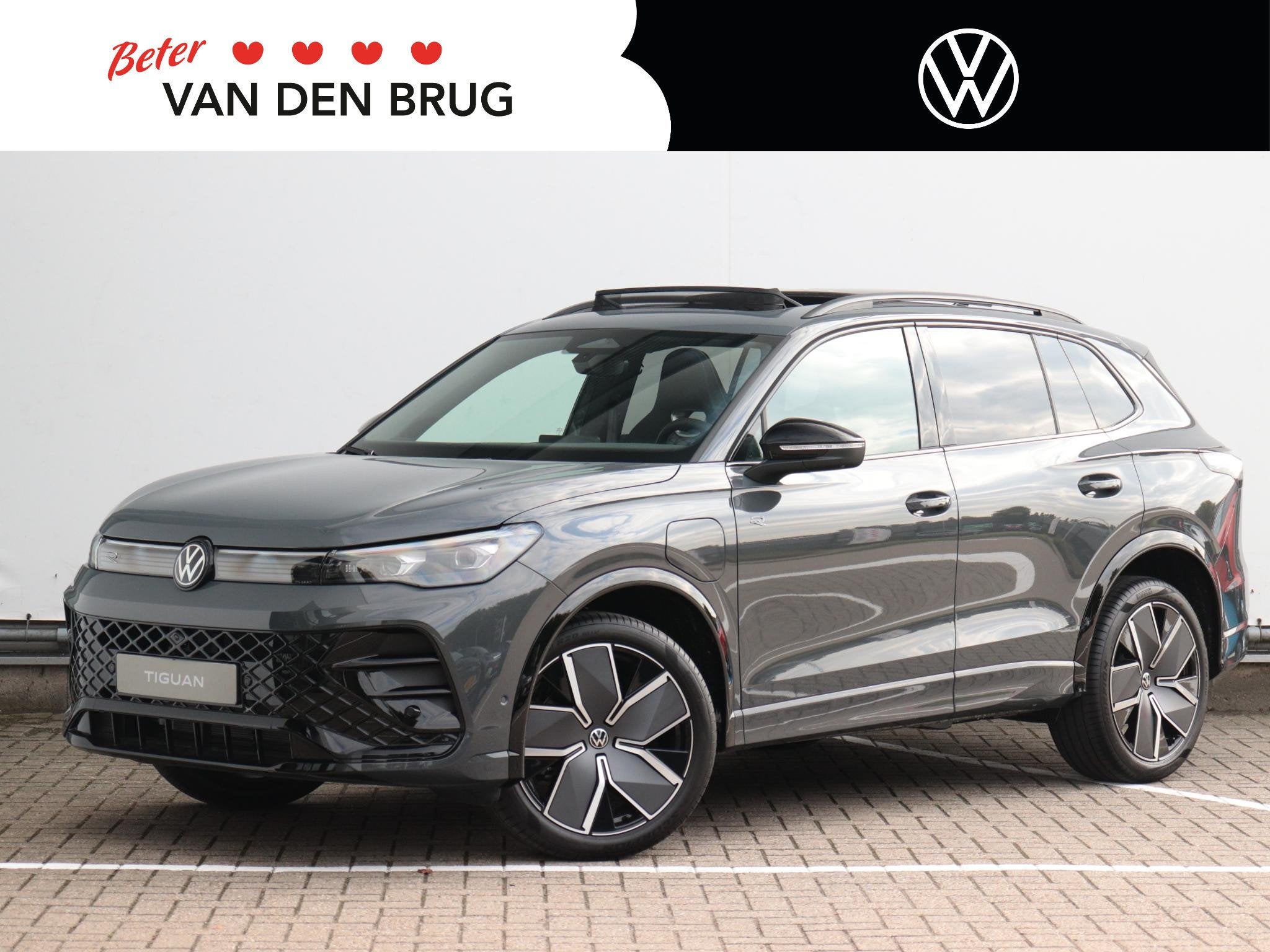 Volkswagen Tiguan 1.5 eHybrid R-Line Edition | Trekhaak | St