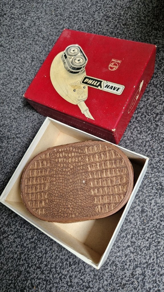 Philishave "eitje" scheerapparaat in doos, Antiek en Kunst, Antiek | Kleding en Accessoires, Ophalen of Verzenden, Heren, Overige merken