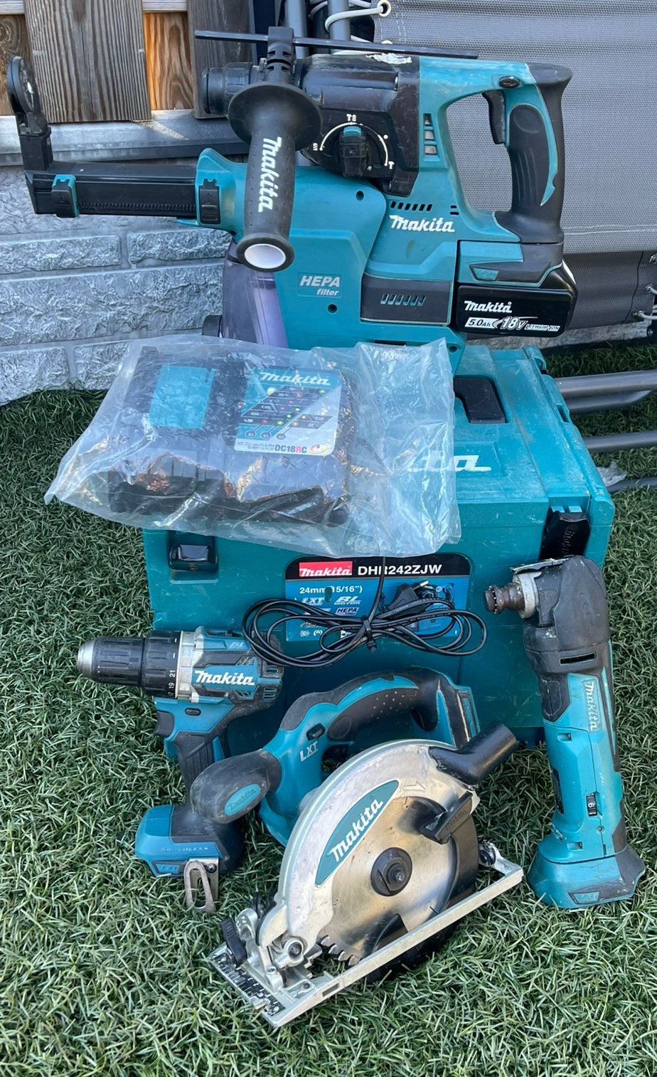 Makita 18v boorhamer set , multitool , cirkelzaag, Doe-het-zelf en Verbouw, Gereedschap | Boormachines, Ophalen, Zo goed als nieuw
