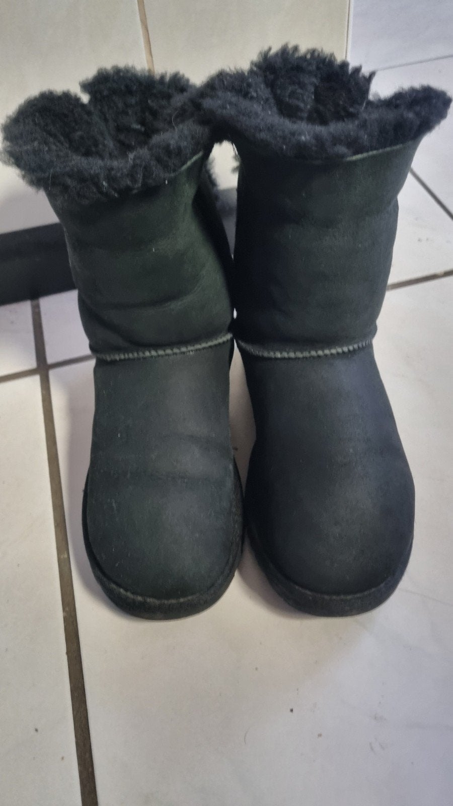 Uggs maat 38, Kleding | Dames, UGG, Zwart, Lage of Enkellaarzen, Ophalen of Verzenden