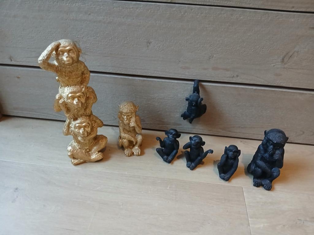Complete set apen beeldjes/apen goud/zwart, Ophalen of Verzenden, Gebruikt, Overige typen