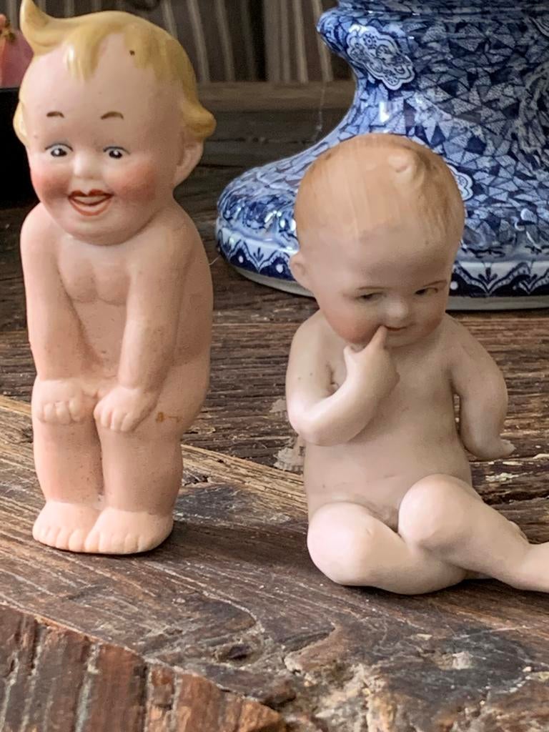 Antieke Kewpie Bisque Baby's - Charmante Porseleinen Poppen, Antiek en Kunst, Antiek | Speelgoed, Ophalen of Verzenden