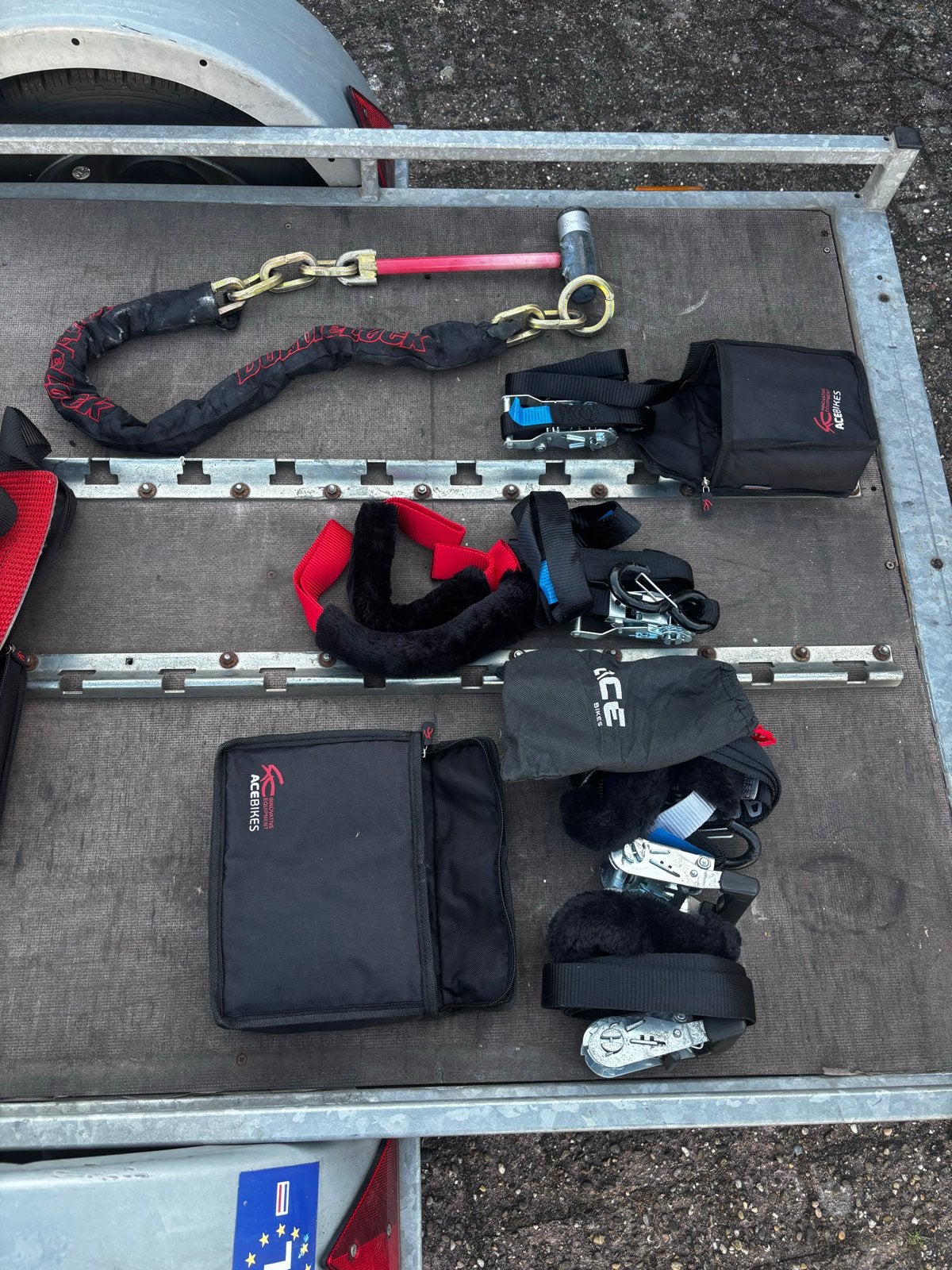 Complete motoraanhanger voor 2 motoren met toebehoren, Motoren, Accessoires | Overige, Ophalen, Gebruikt