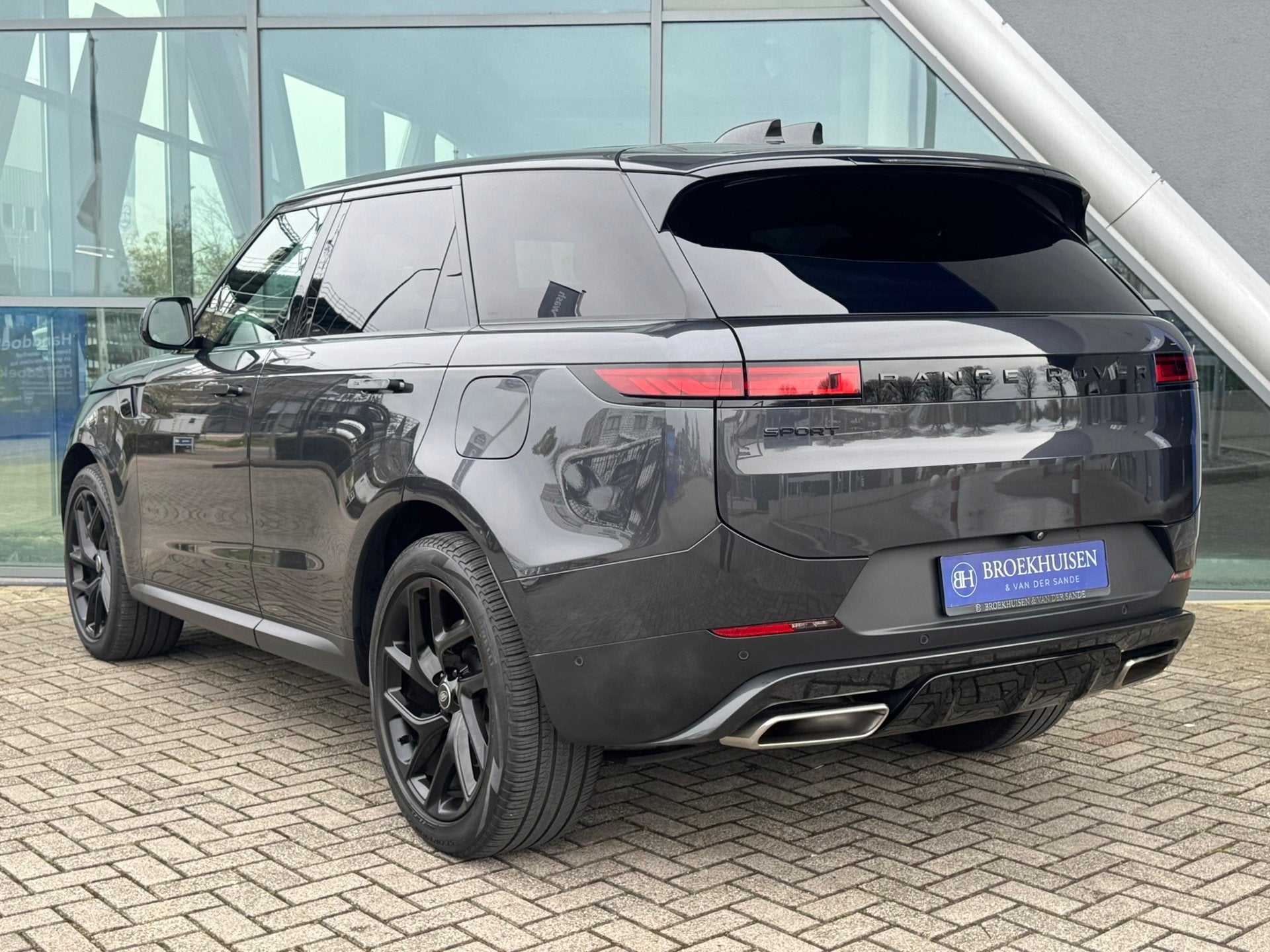 Land Rover RANGE ROVER SPORT 3.0 P460e Dynamic SE PHEV Panor, Auto's, Automaat, Dealer onderhouden, Gebruikt, 3000 kg