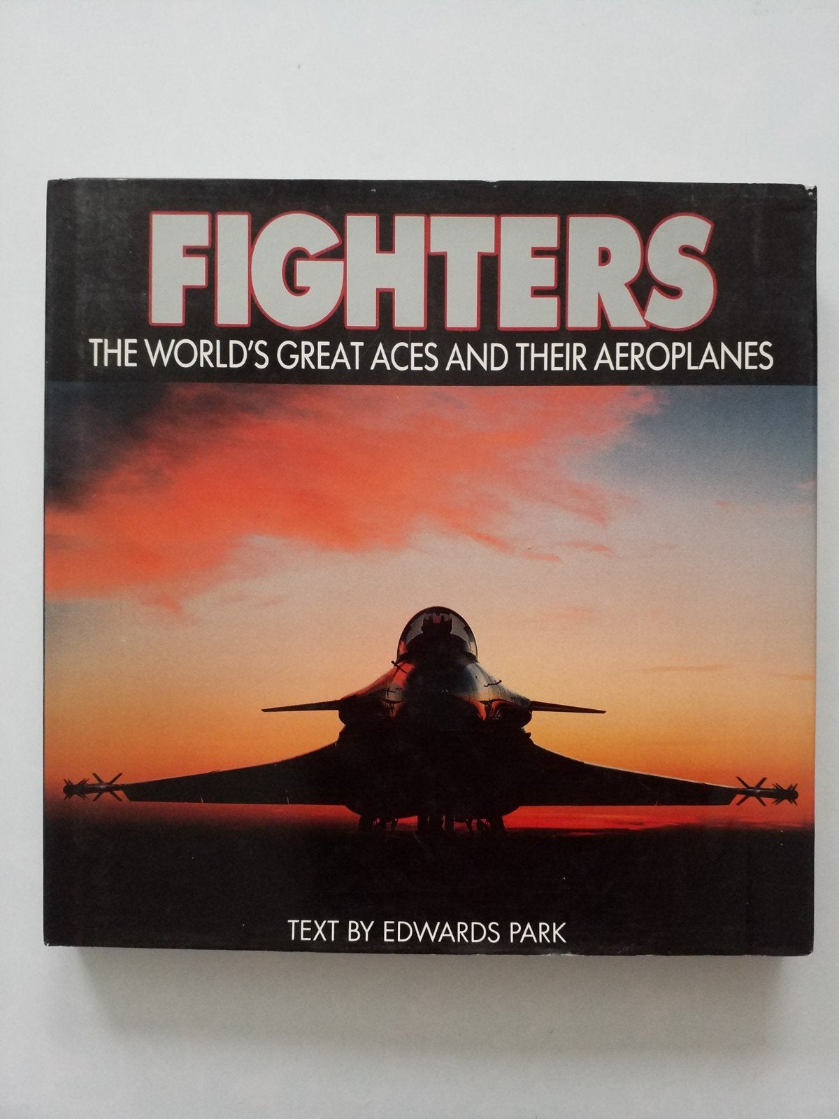 Fighters ✈️ ( in nieuwstaat ), Ophalen of Verzenden, Zo goed als nieuw, Boek of Tijdschrift