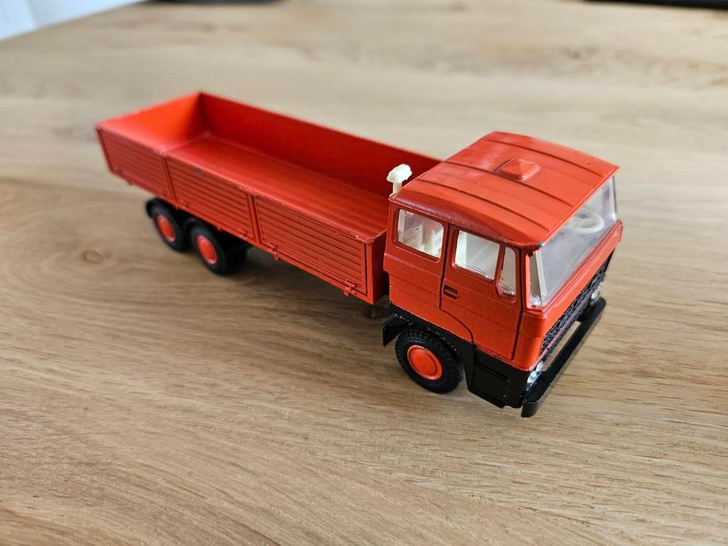 Lion car no. 65, made in Holland, Ophalen, Auto