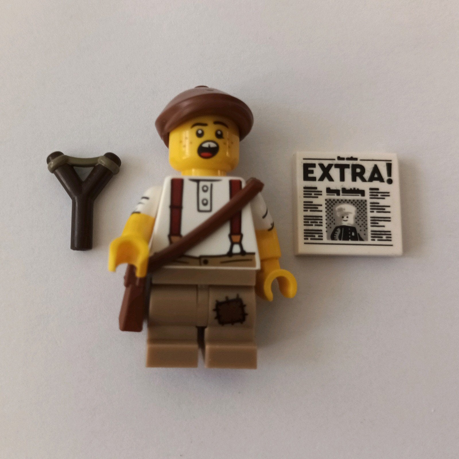 lego kranten jongen minifigures minifiguren minifiguur figs, Ophalen of Verzenden, Zo goed als nieuw