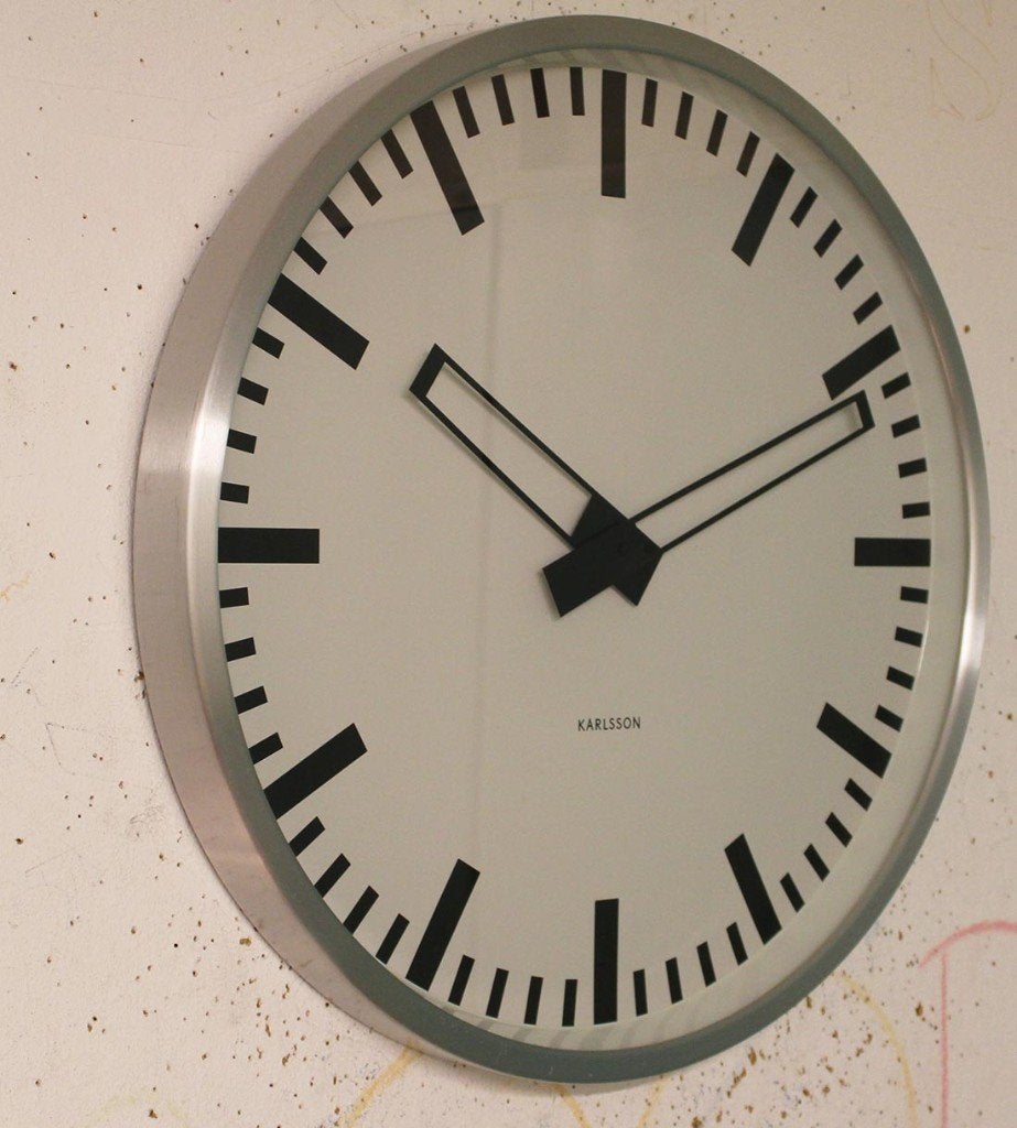moderne, industriële wandklok / Carlson, Huis en Inrichting, Woonaccessoires | Klokken, Wandklok, Analoog, Ophalen of Verzenden