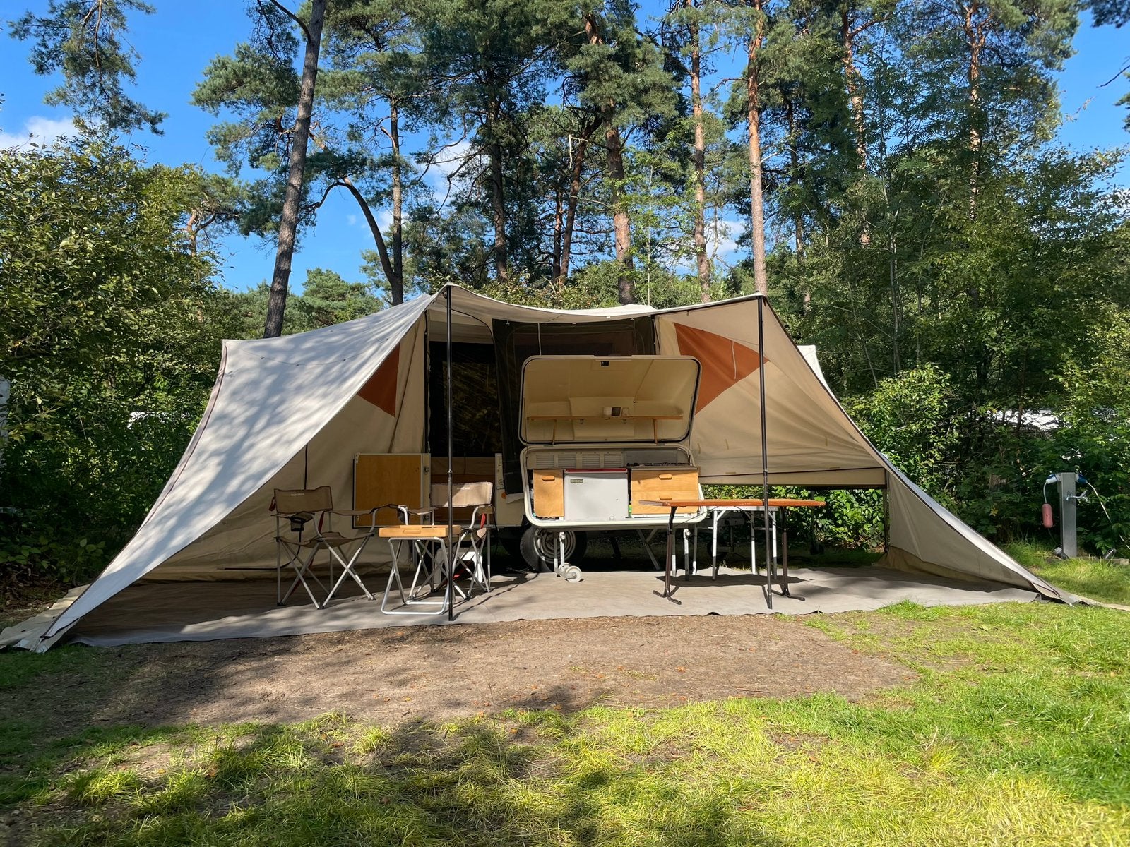 Mooie Holtjamper Flyer Expedition met originele keuken, Ophalen, Tot en met 4