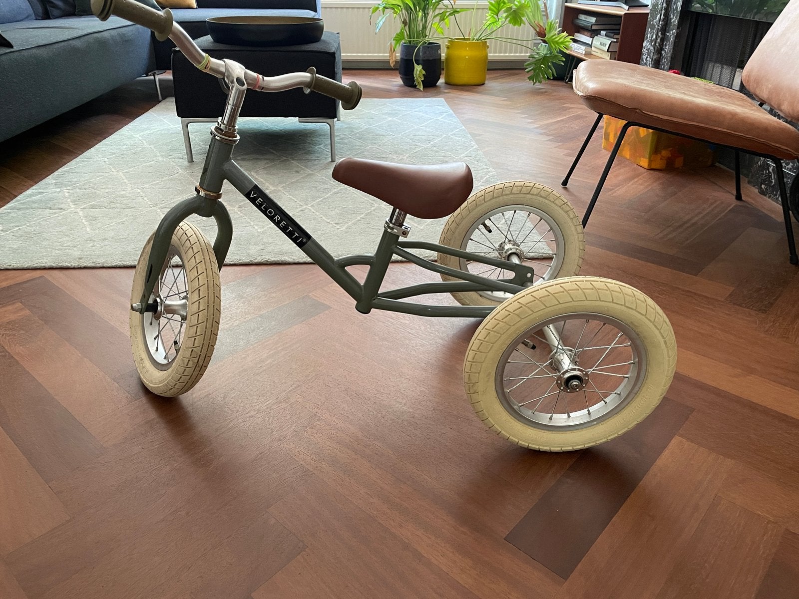 Veloretti Driewieler - Klassiek Design voor Peuters, Fietsen en Brommers, Fietsen | Driewielers, Ophalen, Zo goed als nieuw, Terugtraprem