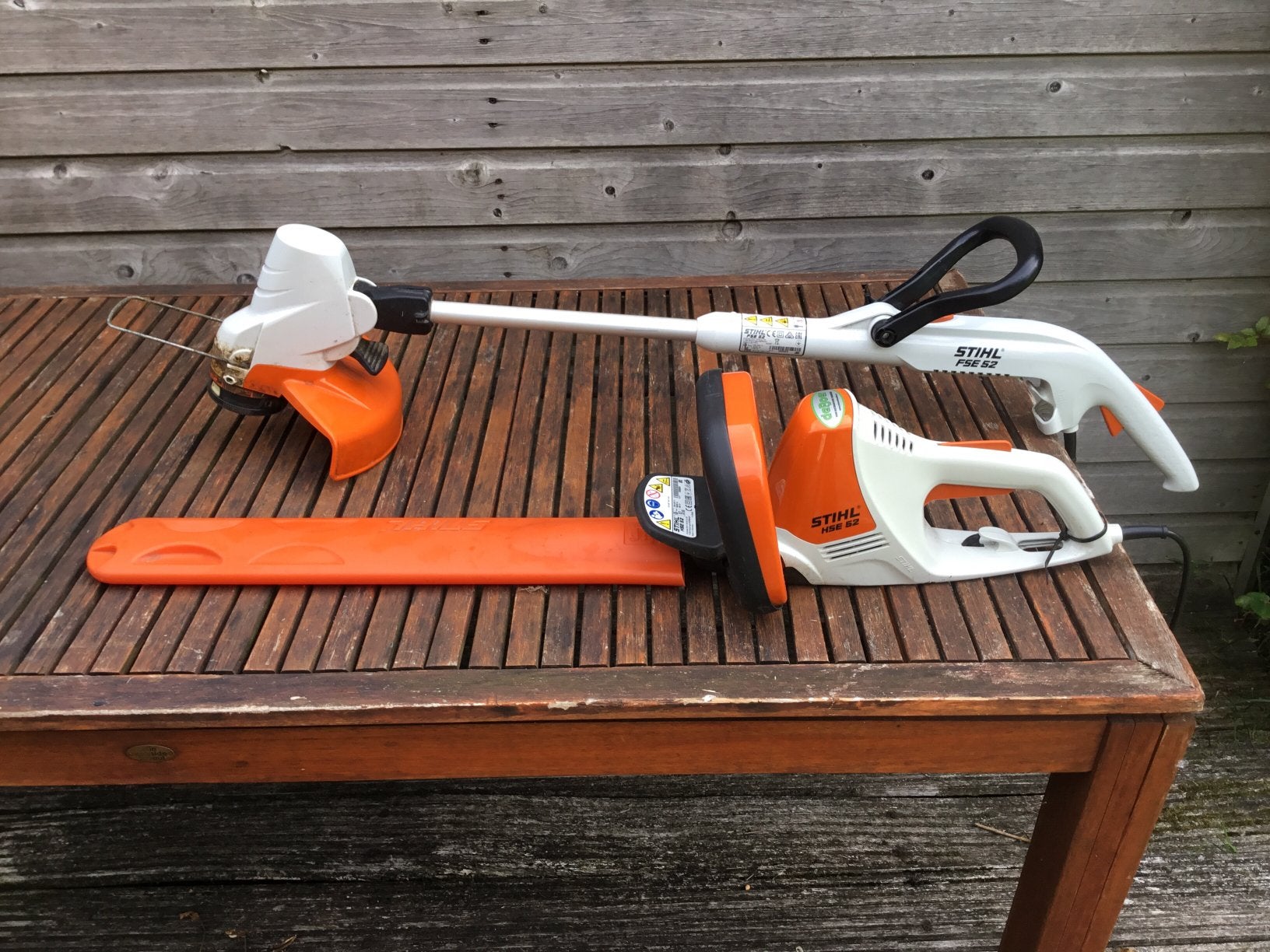 Stihl heggenschaar HSE 52 en grastrimmer kantenmaaier FSE 52, Tuin en Terras, Ophalen of Verzenden, Gebruikt, Elektrisch
