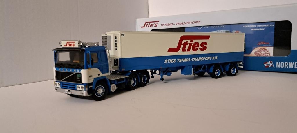 Tekno Sties, Hobby en Vrije tijd, Modelauto's | 1:50, Ophalen of Verzenden, Zo goed als nieuw, Bus of Vrachtwagen, Tekno