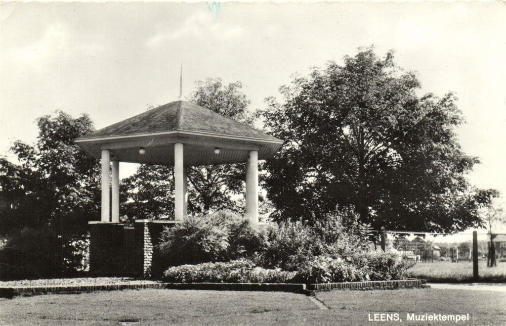 Leens, Muziektempel - gelopen, Ophalen of Verzenden, 1960 tot 1980, Gelopen, Groningen
