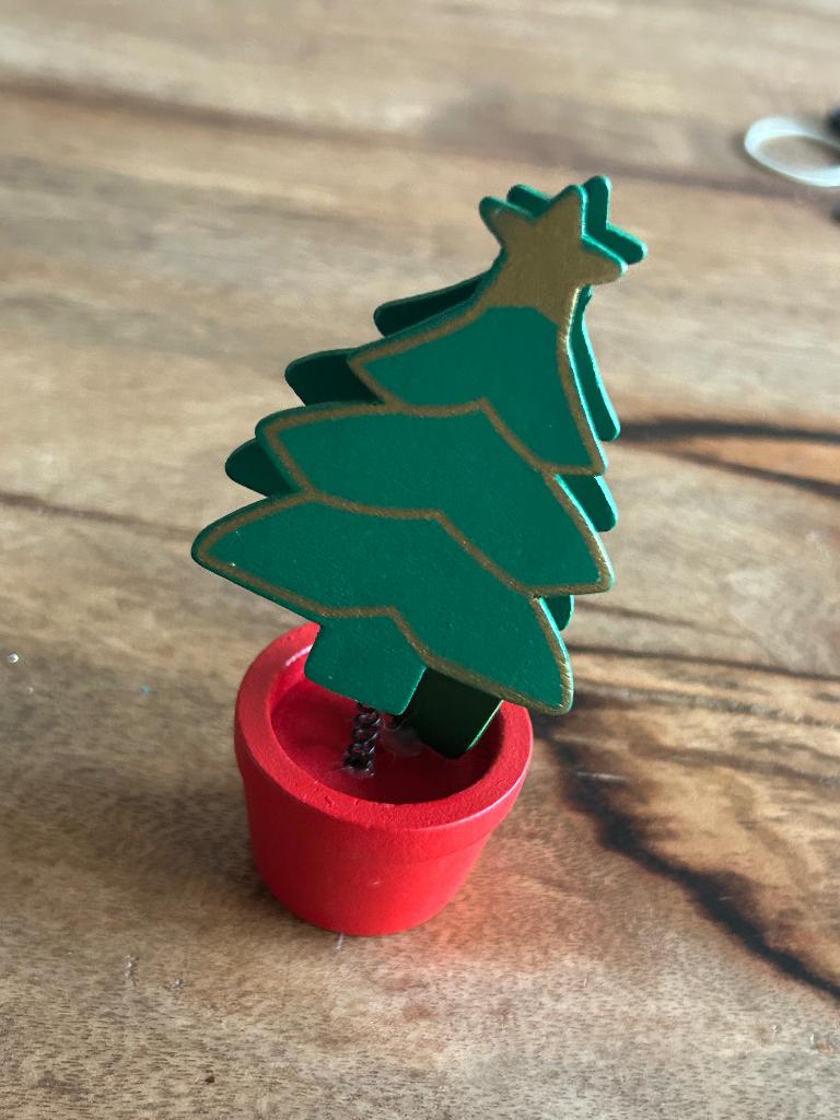 kerststandaard kaart foto hout kerstboom knijper, Diversen, Ophalen of Verzenden, Zo goed als nieuw
