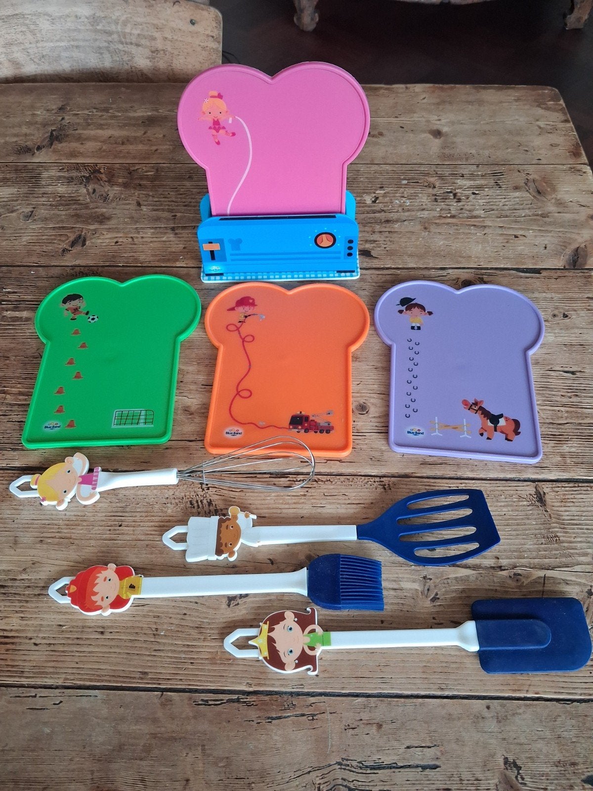 Bleu Band Broodplankjes in houder met 4 keukenaccessoires, Ophalen of Verzenden, Zo goed als nieuw, Jongen of Meisje