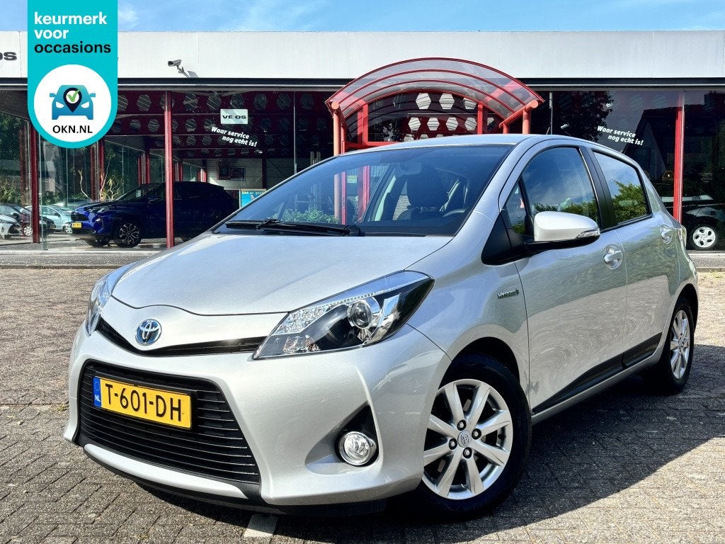 Toyota Yaris 1.5 Full Hybrid Dynamic | Camera | Climate | Na, Auto's, Automaat, Euro 5, Gebruikt, 4 cilinders